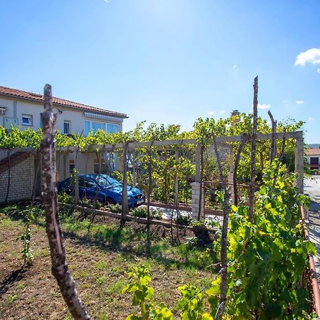 Apartment Falichi Plomin Exterior photo