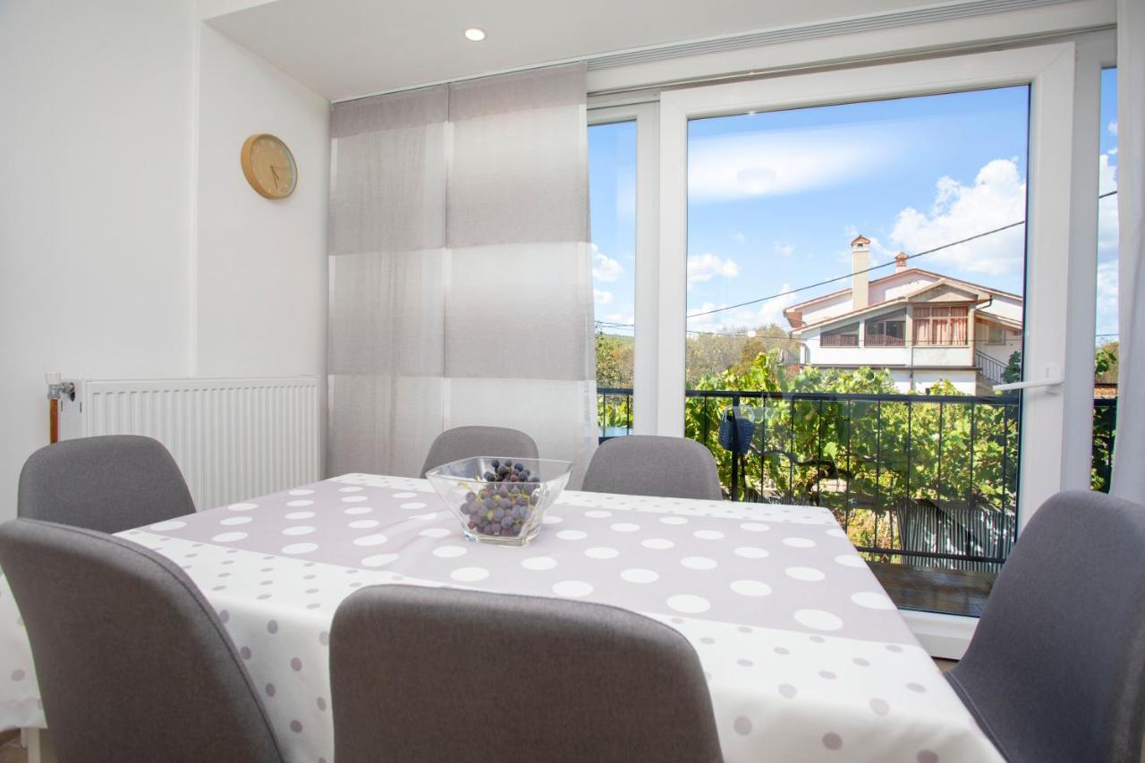 Apartment Falichi Plomin Exterior photo